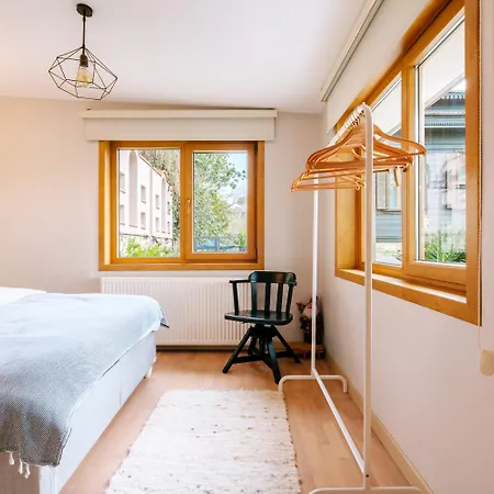Villa House With Garden And Bosphorus View In Kuzguncuk *