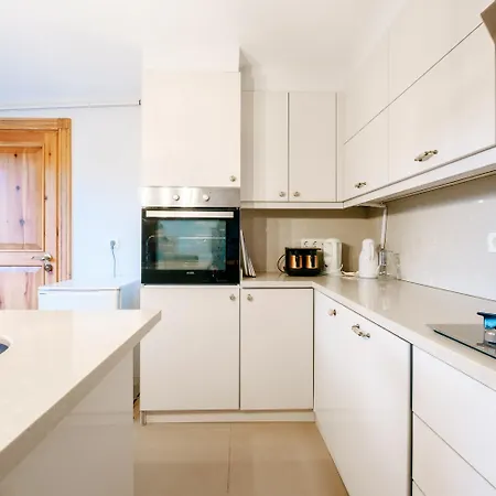 House With Garden And Bosphorus View In Kuzguncuk Villa Provincia di Istanbul